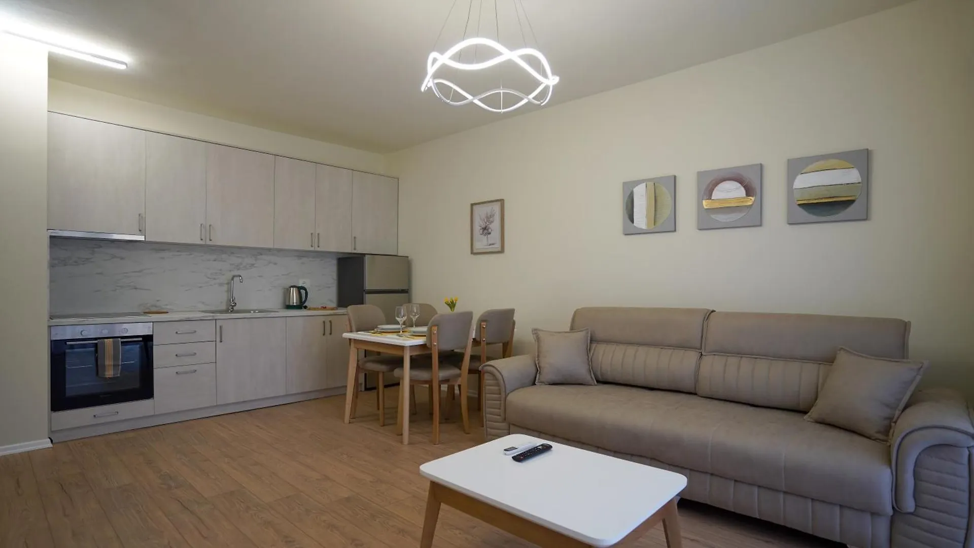 Margen Apartments - Tirana City Center 0*,